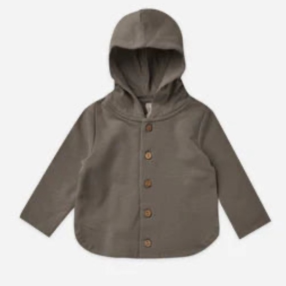 Quincy Mae Fleece Button Down Hoodie in Charcoal in Size 0-3 Months - Picture 1 of 13